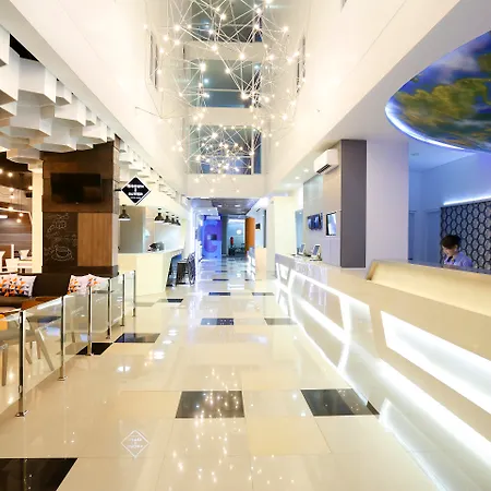 Berry Biz Hotel