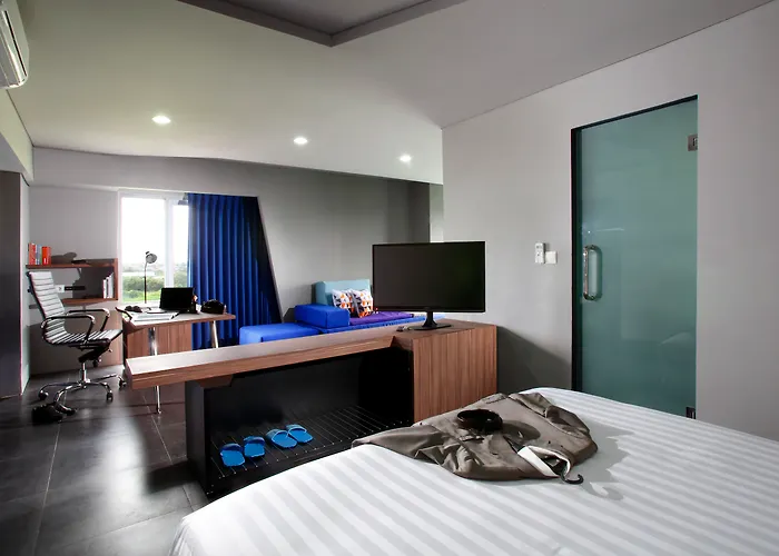 Hotel Berry Biz Seminyak