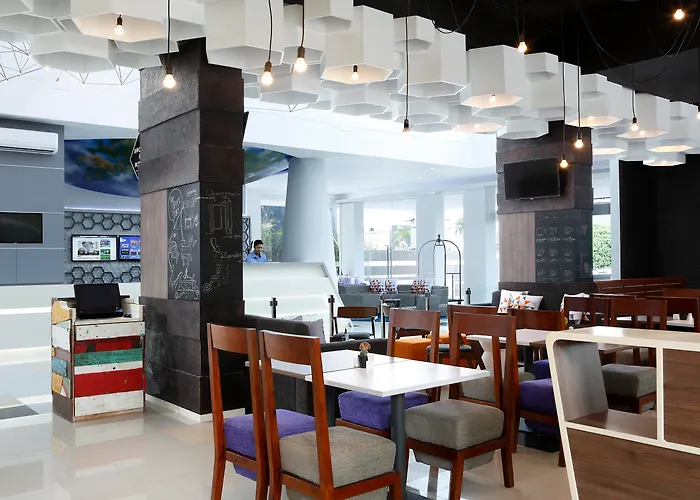 Berry Biz Hotel