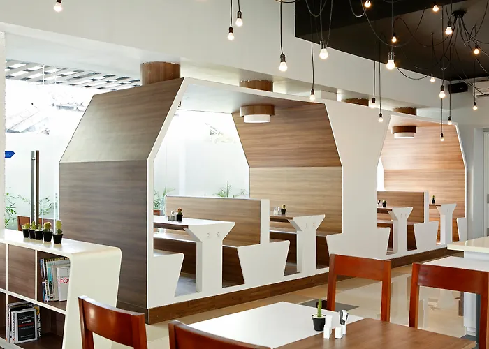Hotel Berry Biz 3*